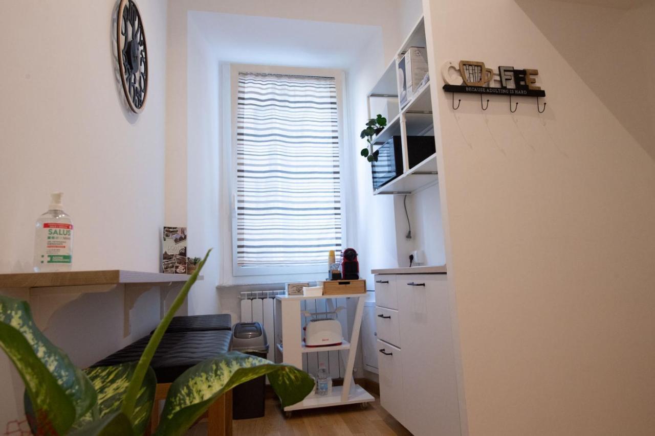 Bed and Breakfast Domus Castroni Germanico Rzym Zewnętrze zdjęcie