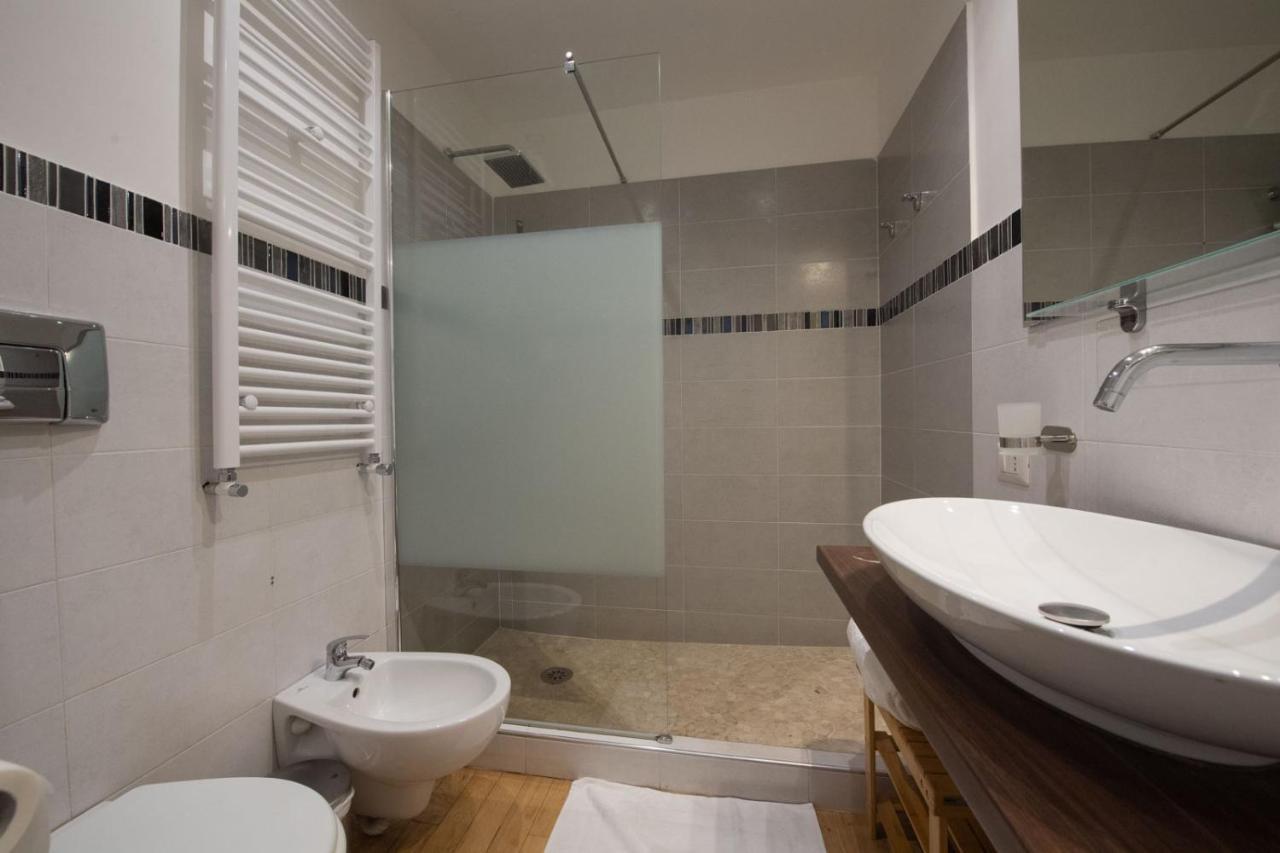 Bed and Breakfast Domus Castroni Germanico Rzym Zewnętrze zdjęcie