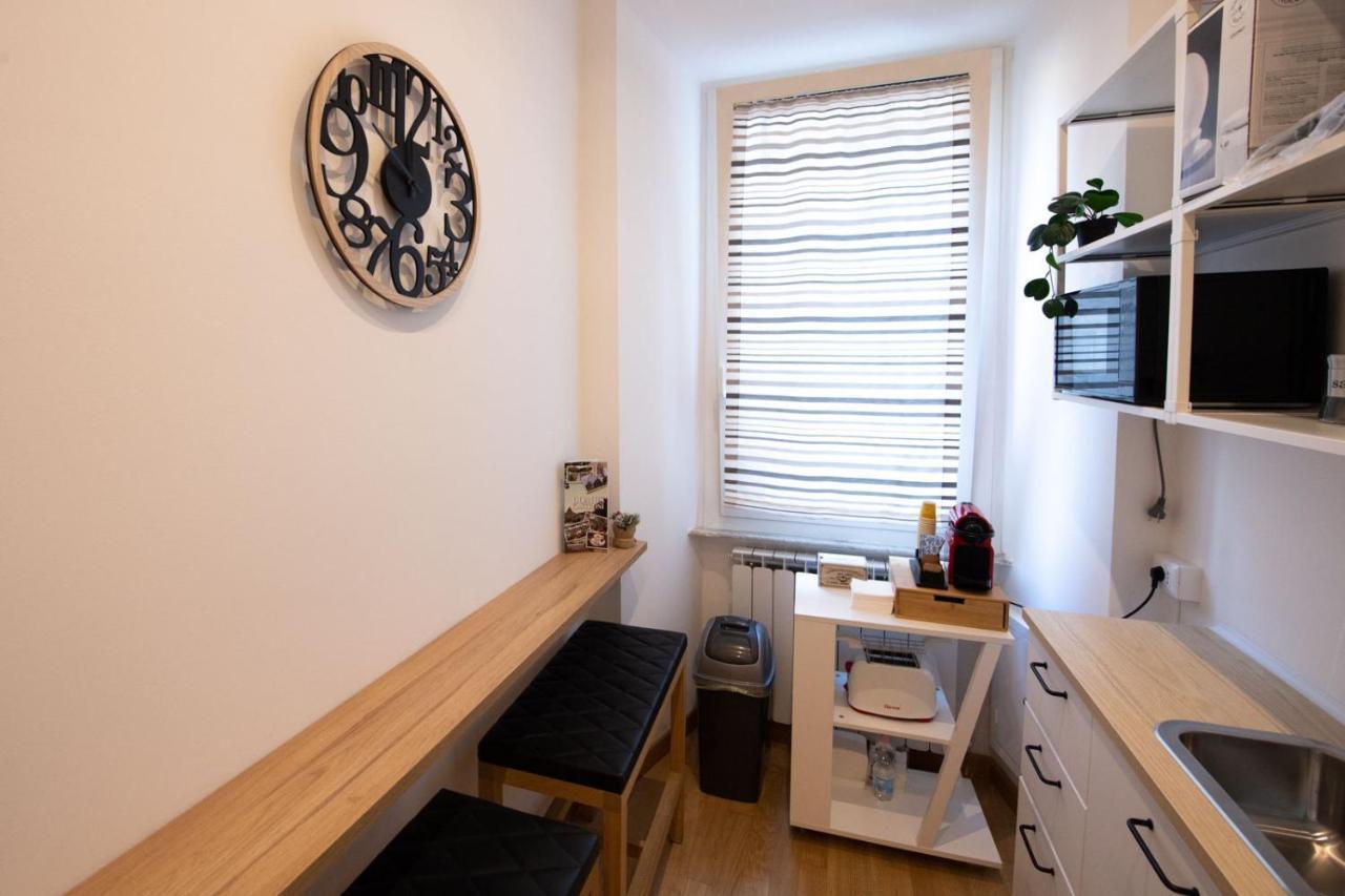 Bed and Breakfast Domus Castroni Germanico Rzym Zewnętrze zdjęcie
