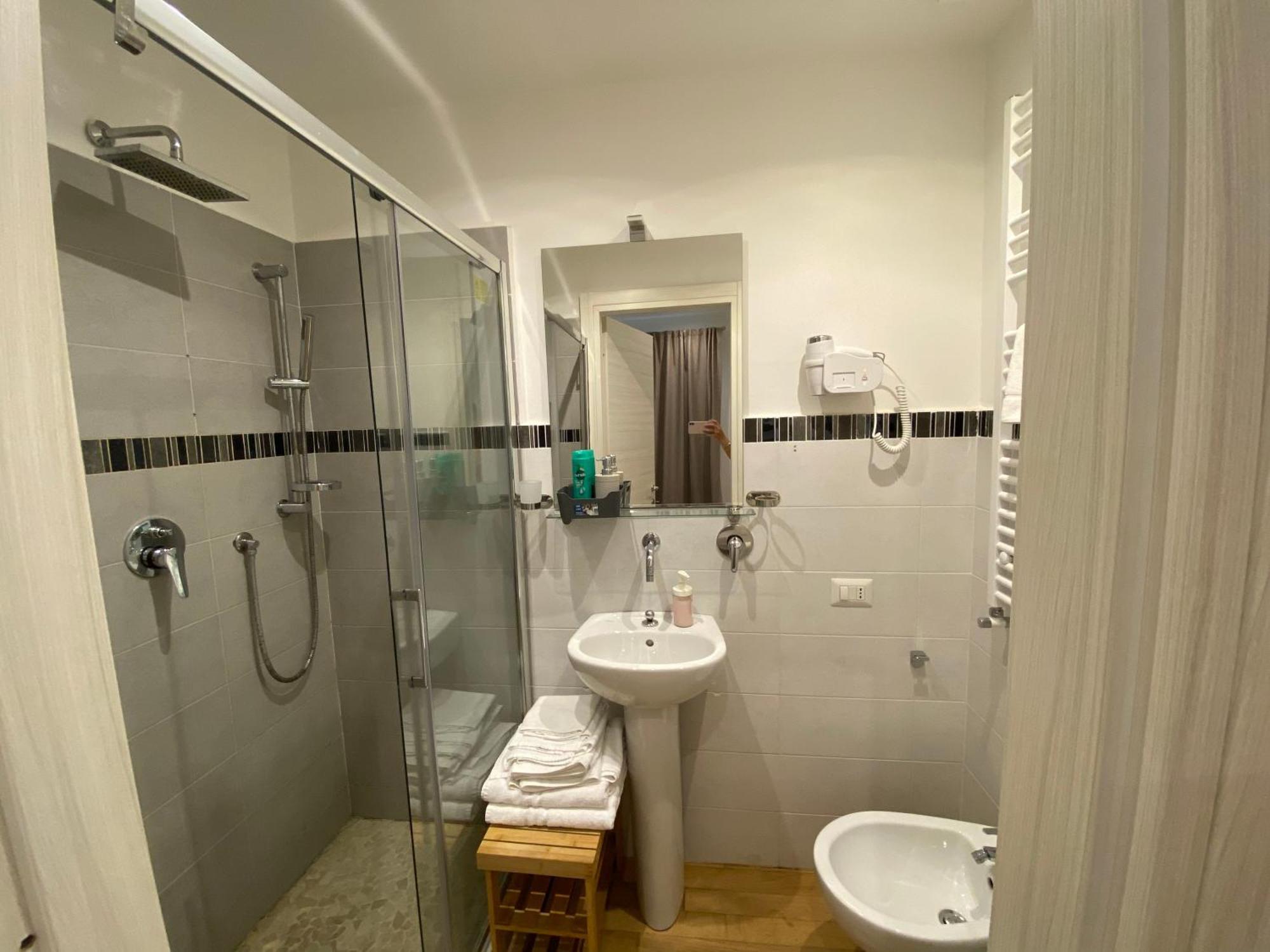 Bed and Breakfast Domus Castroni Germanico Rzym Zewnętrze zdjęcie